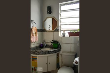 Apartamento à venda com 88m², 2 quartos e sem vaga Apartamento à venda com 88m², 2 quartos e sem vagaBanheiro