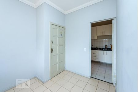 Sala de apartamento para alugar com 2 quartos, 45m² em Heliópolis, Belo Horizonte