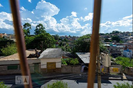 Vista da Sala de apartamento para alugar com 2 quartos, 45m² em Heliópolis, Belo Horizonte