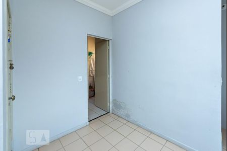 Sala de apartamento para alugar com 2 quartos, 45m² em Heliópolis, Belo Horizonte