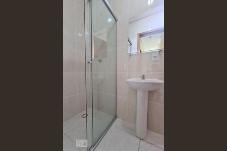 Apartamento para alugar com 58m², 2 quartos e 1 vaga Apartamento para alugar com 58m², 2 quartos e 1 vagaBanheiro