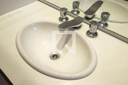 Apartamento à venda com 160m², 3 quartos e 2 vagasSuíte 3 - Banheiro