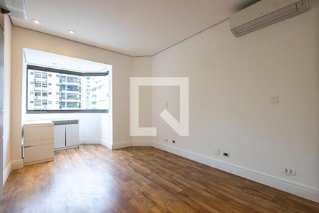 Apartamento à venda com 160m², 3 quartos e 2 vagasSuíte 1