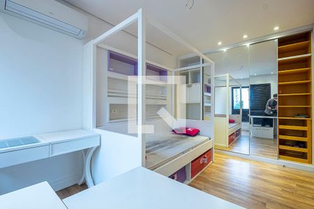 Apartamento à venda com 160m², 3 quartos e 2 vagasSuíte 3