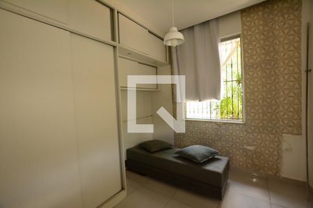 Quarto 1 de apartamento para alugar com 2 quartos, 70m² em Brás de Pina, Rio de Janeiro