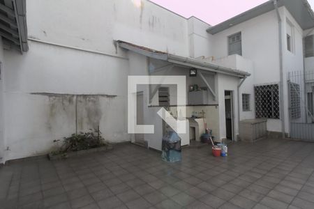 Casa à venda com 210m², 3 quartos e 6 vagasÁrea de Serviço