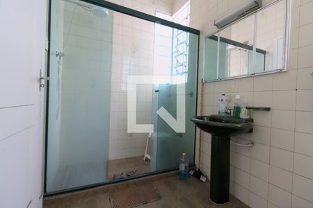 Casa à venda com 210m², 3 quartos e 6 vagasBanheiro