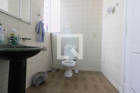 Casa à venda com 210m², 3 quartos e 6 vagasBanheiro