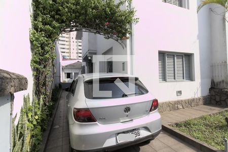 Casa à venda com 210m², 3 quartos e 6 vagasGaragem