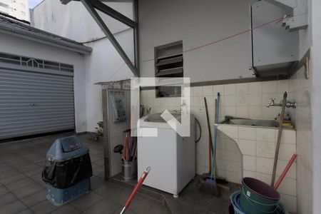 Casa à venda com 210m², 3 quartos e 6 vagasÁrea de Serviço