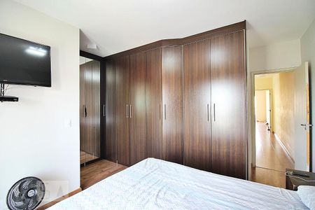 Casa à venda com 194m², 3 quartos e 4 vagasQuarto 1 - Suíte