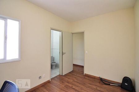 Casa à venda com 194m², 3 quartos e 4 vagasQuarto 3 - Suíte