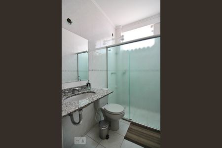 Casa à venda com 194m², 3 quartos e 4 vagasBanheiro do Quarto 2 - Suíte