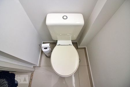 Lavabo da Sala  de casa à venda com 3 quartos, 194m² em Jardim das Acacias, São Bernardo do Campo