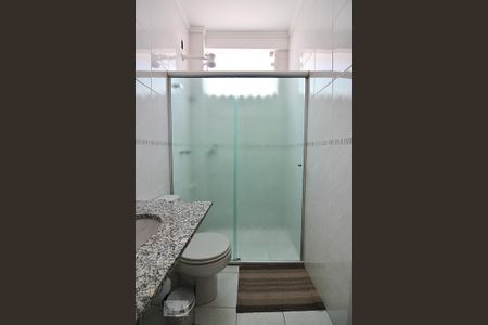 Casa à venda com 194m², 3 quartos e 4 vagasBanheiro do Quarto 2 - Suíte