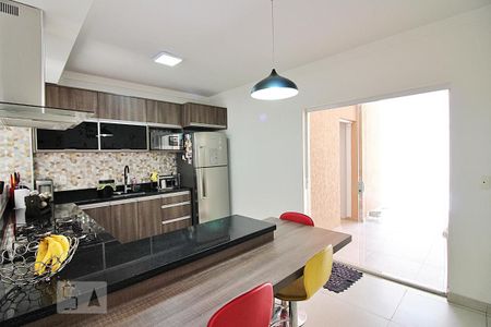 Casa à venda com 194m², 3 quartos e 4 vagasCozinha