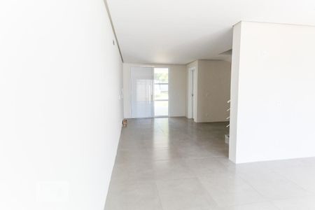 Sala de casa à venda com 2 quartos, 137m² em Campo Novo, Porto Alegre