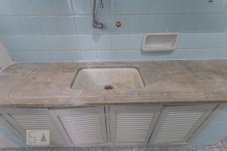 Apartamento para alugar com 79m², 2 quartos e sem vagaCozinha