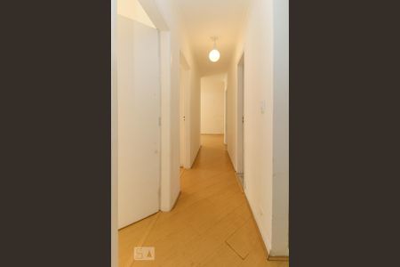 Apartamento à venda com 85m², 2 quartos e 1 vaga Apartamento à venda com 85m², 2 quartos e 1 vagaCorredor