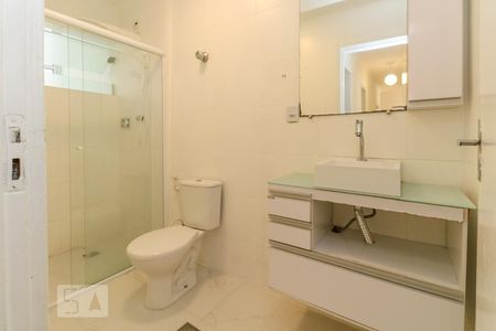 Apartamento à venda com 85m², 2 quartos e 1 vaga Apartamento à venda com 85m², 2 quartos e 1 vagaBanheiro