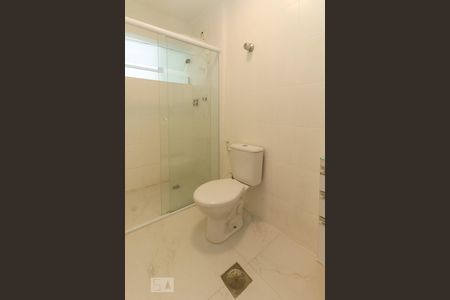 Apartamento à venda com 85m², 2 quartos e 1 vaga Apartamento à venda com 85m², 2 quartos e 1 vagaBanheiro