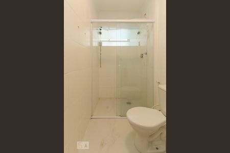 Apartamento à venda com 85m², 2 quartos e 1 vaga Apartamento à venda com 85m², 2 quartos e 1 vagaBanheiroBanheiro