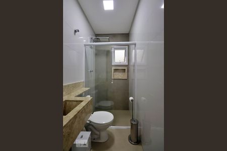 Banheiro da Suíte de apartamento para alugar com 2 quartos, 108m² em Parque das Nações, Santo André