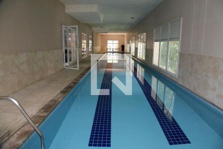 Apartamento à venda com 82m², 3 quartos e 2 vagasÁrea Comum - Piscina Coberta