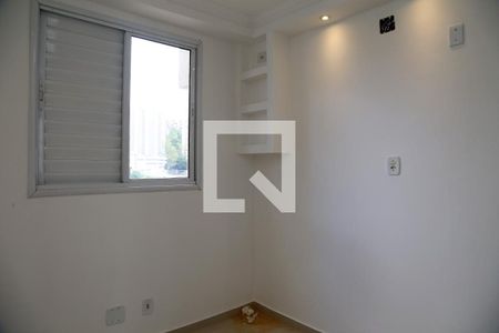 Apartamento à venda com 82m², 3 quartos e 2 vagasQuarto 2 - Armários