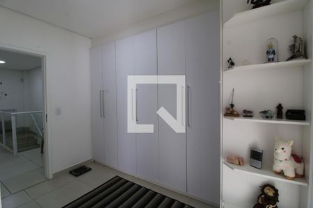 Casa à venda com 211m², 4 quartos e 2 vagasArmário da suíte 1