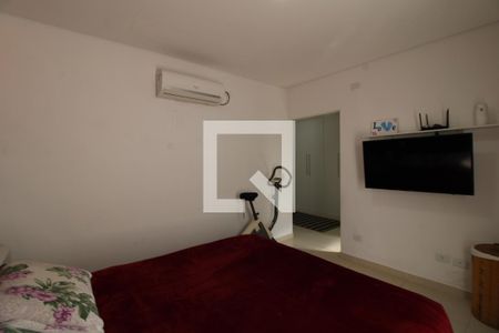 Casa à venda com 211m², 4 quartos e 2 vagasSuíte 1