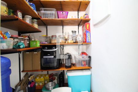 Casa à venda com 211m², 4 quartos e 2 vagasDespensa