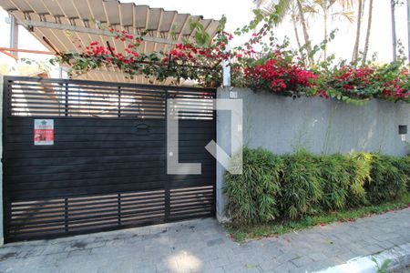 Casa à venda com 211m², 4 quartos e 2 vagasFachada