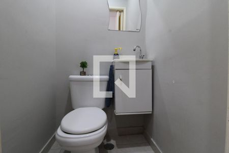 Lavabo de casa à venda com 4 quartos, 211m² em Socorro, São Paulo