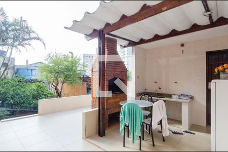 Casa à venda com 290m², 2 quartos e 2 vagas Casa à venda com 290m², 2 quartos e 2 vagasChurrasqueira