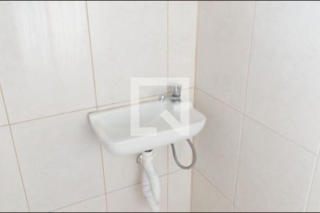 Casa à venda com 290m², 2 quartos e 2 vagas Casa à venda com 290m², 2 quartos e 2 vagasBanheiro de serviço