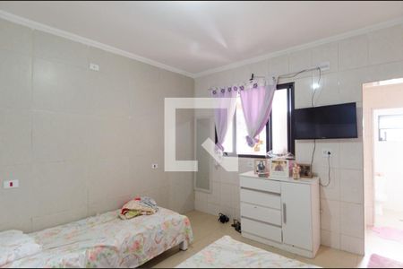 Casa à venda com 290m², 2 quartos e 2 vagas Casa à venda com 290m², 2 quartos e 2 vagasQuarto de serviço