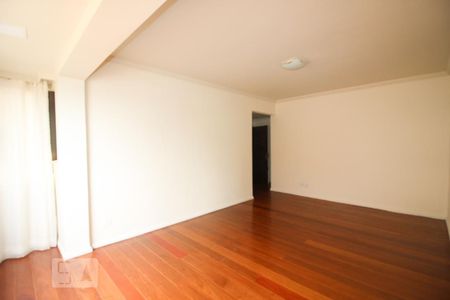 Apartamento para alugar com 118m², 3 quartos e 2 vagasSala