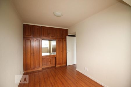 Apartamento para alugar com 118m², 3 quartos e 2 vagasQuarto 2