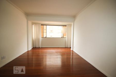 Apartamento para alugar com 118m², 3 quartos e 2 vagasSala