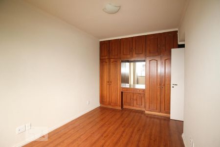 Apartamento para alugar com 118m², 3 quartos e 2 vagasQuarto 2
