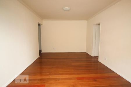 Apartamento para alugar com 118m², 3 quartos e 2 vagasSala
