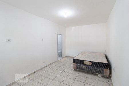 Quarto de casa para alugar com 1 quarto, 40m² em Pestana, Osasco
