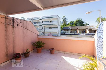 Casa de condomínio à venda com 128m², 3 quartos e 1 vagaÁrea Gourmet