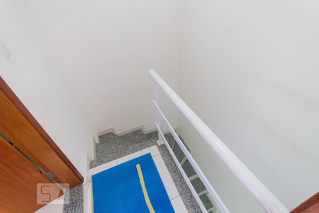 Casa de condomínio à venda com 128m², 3 quartos e 1 vagaEscada - Terceiro Andar