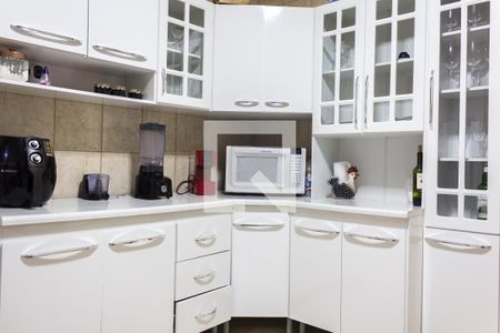 Casa à venda com 400m², 2 quartos e 2 vagasCozinha