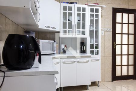 Casa à venda com 400m², 2 quartos e 2 vagasCozinha