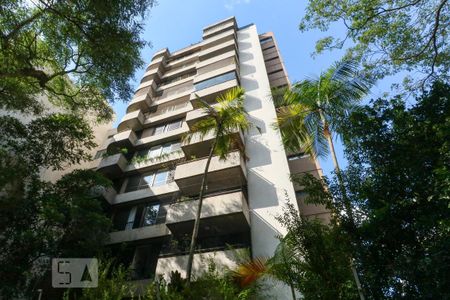 Apartamento para alugar com 210m², 3 quartos e 3 vagasFachada