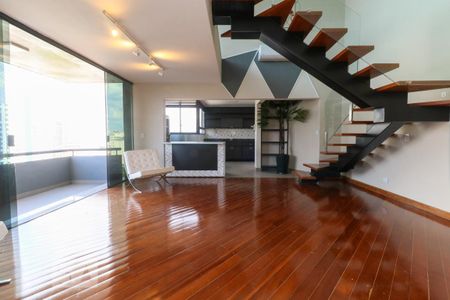 Apartamento para alugar com 210m², 3 quartos e 3 vagasSala