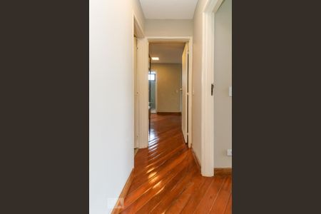 Apartamento para alugar com 210m², 3 quartos e 3 vagasCorredor